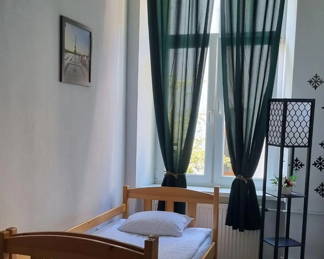 Green Cat Rooms Krakow