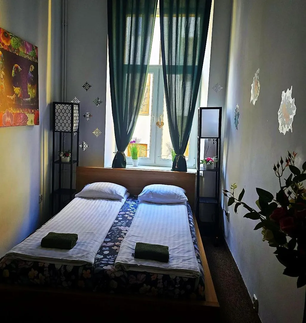 Green Cat Rooms Krakau Hostel